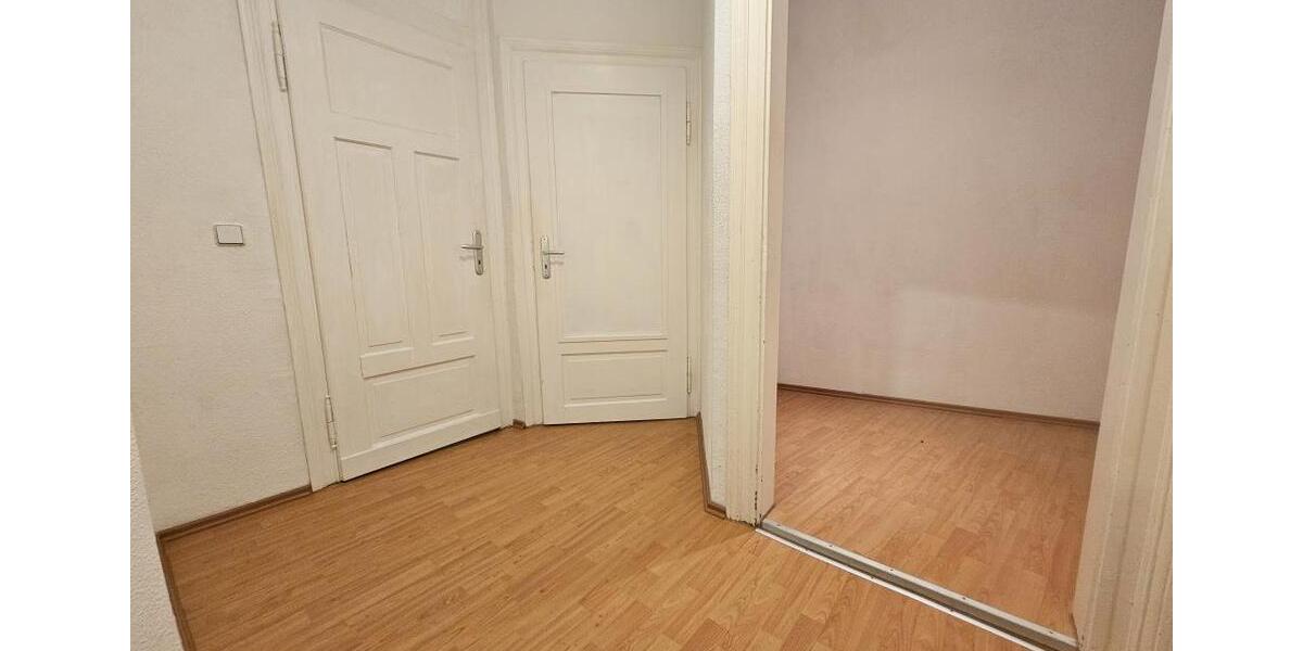 Dachgeschoßwohnung Altenburg - 2 Zimmer, 67 m&sup2;, 370&euro; | Angebot:24441333