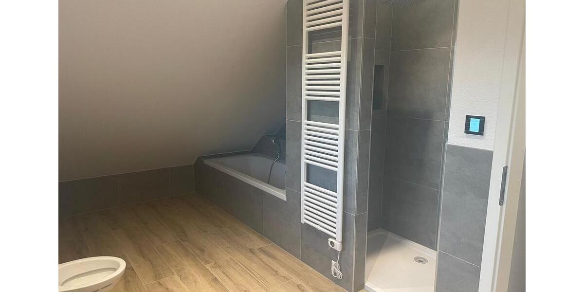 Maisonettenwohnung Kandel - 5 Zimmer, 130 m&sup2;, 1.900&euro; | Angebot:26394048
