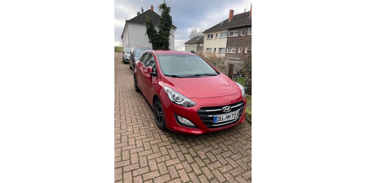Hyundai i30 142.600 km 7.000 &euro; Moers 47445