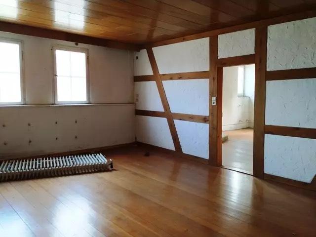 Einfamilienhaus Weikersheim - 16 Zimmer, 348 m&sup2;, 195.000&euro; | Angebot:26652456