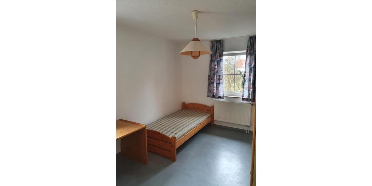 Einfamilienhaus Weidenbach - 11 Zimmer, 249 m&sup2;, 1.950&euro; | Angebot:25805347