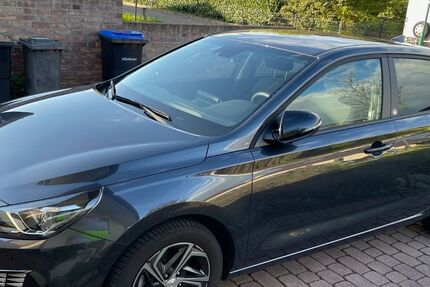 Hyundai i30 79.133 km 14.900 &euro; Bremerhaven 27570