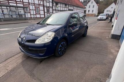 Renault Clio 70.110 km 2.899 &euro; Katlenburg-Lindau 37191
