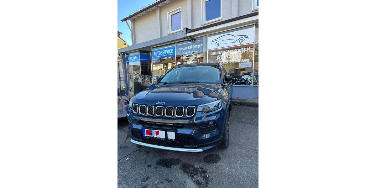 Jeep Compass 38.000 km 20.450 &euro; Ulm 89075