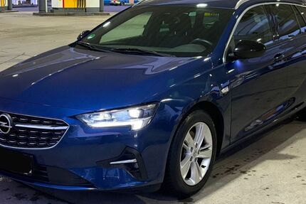 Opel Insignia 70.996 km 12.500 &euro; Hamburg 22179