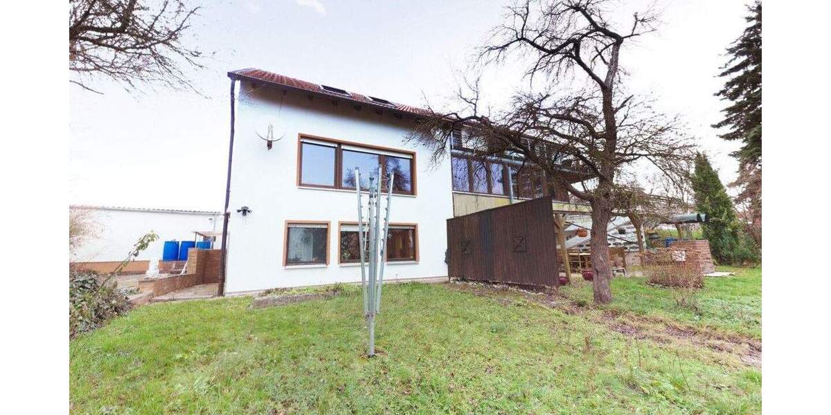 Etagenwohnung Bad Windsheim / Wiebelsheim Bad Windsheim - 5 Zimmer, 180 m&sup2;, 239.000&euro; | Angebot:25732872