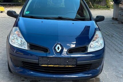 Renault Clio 126.700 km 2.100 &euro; Grassau 83224