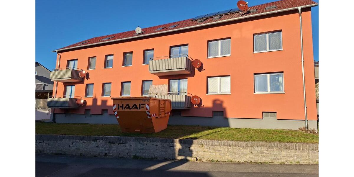 Helle 3 Zimmerwohnung mit Balkon 3 zimmer