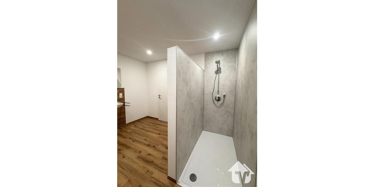 Etagenwohnung Herzlake - 3 Zimmer, 122 m&sup2;, 990&euro; | Angebot:25052842