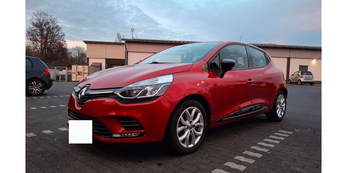 Renault Clio 55.000 km 8.850 &euro; Köln 50677