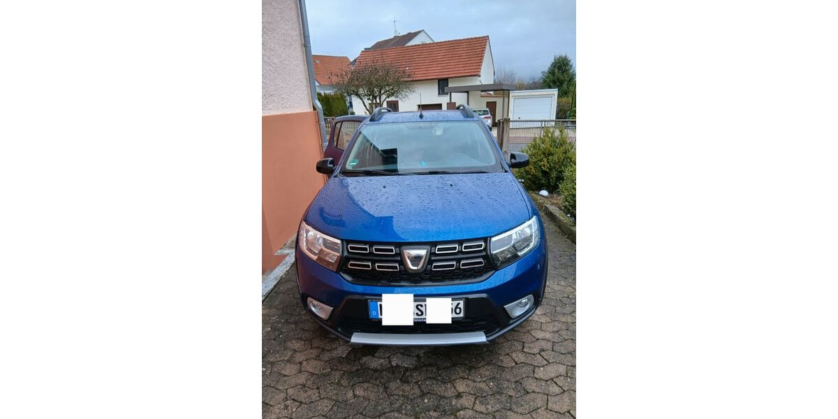 Dacia Sandero 80.000 km 10.500 &euro; Hohenroda 36284