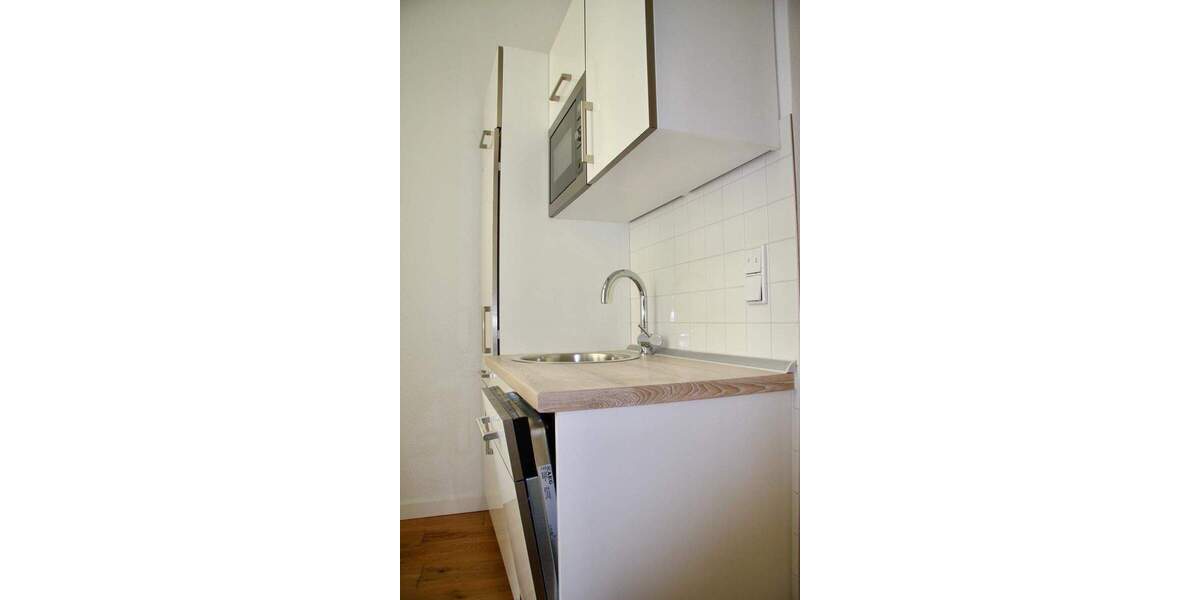 Helle, sehr gepflegte Gewerbeinheit, noch vermietet, im EG in der Senefelderstr., Prenzlauer Berg 3 zimmer