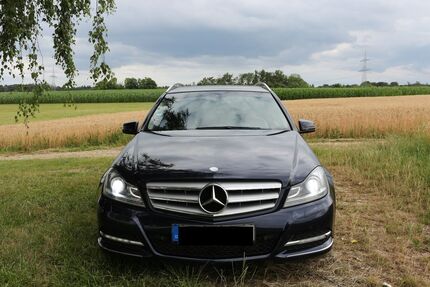 Mercedes-Benz 220 299.000 km 6.249 € Holzheim 89438