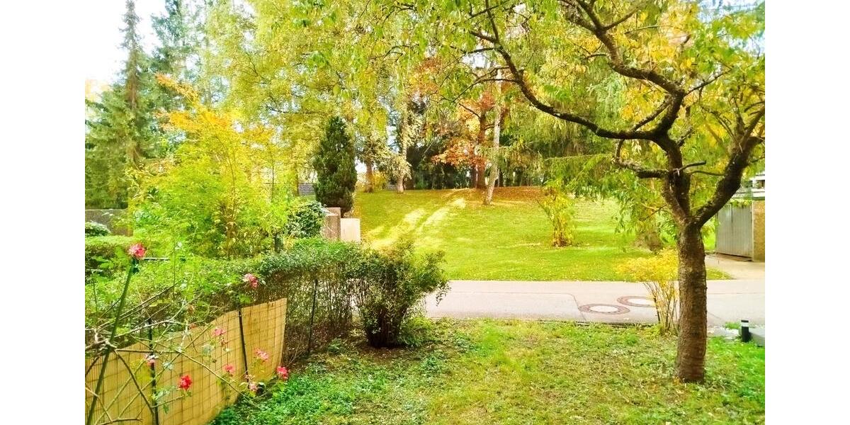 Frisch renovierte 4 12 Zi. Wohnung mit 2xBalkon, Keller & Garage 4 zimmer