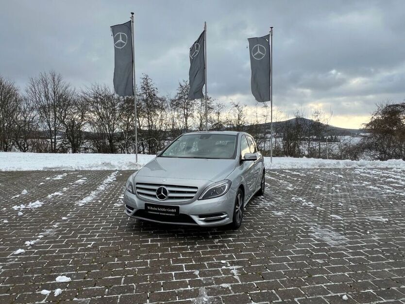 B 200