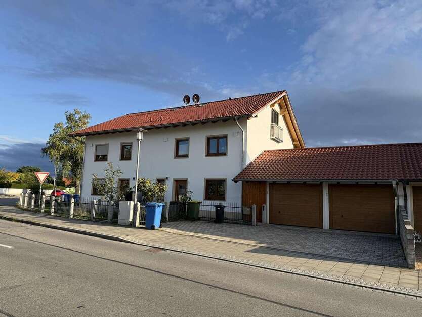 Haus zum Mieten in Mühldorf 1.900 € 160 m² 8 zimmer