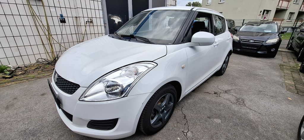 Suzuki Swift 102.400 km 3.990 &euro; Dortmund 44339