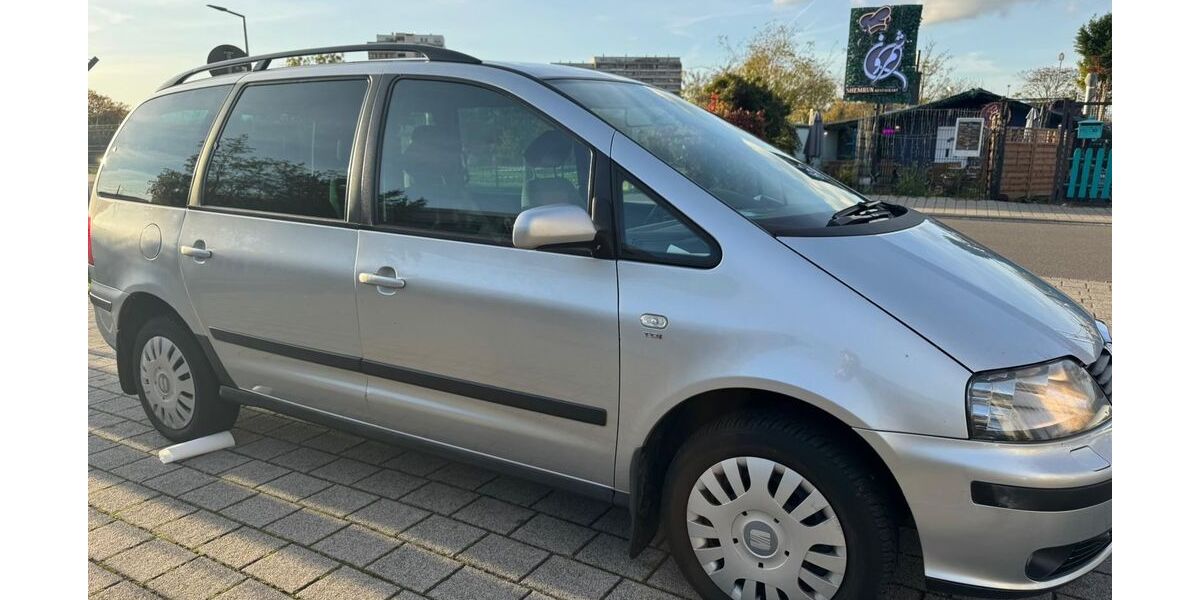 Seat Alhambra 400.000 km 5.000 € Mannheim 68159