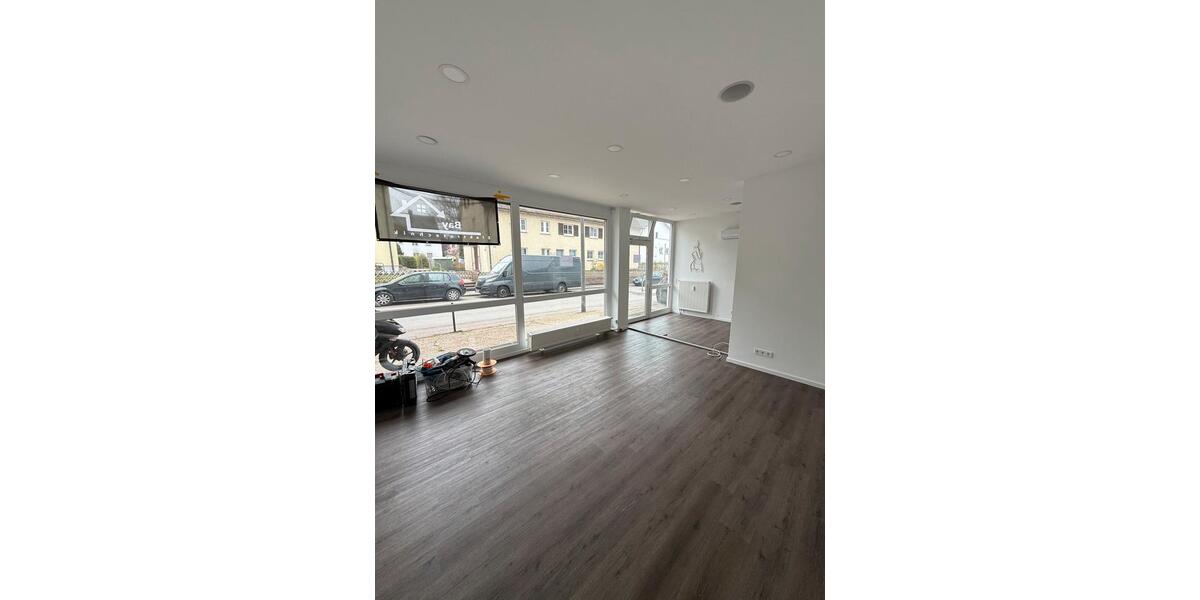 Gewerbeobjekt Leonberg - 1.075&euro; | Angebot:26146242