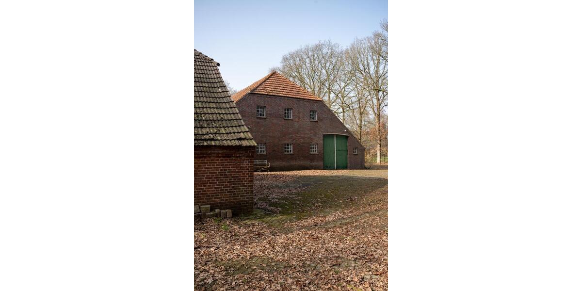 Bauernhaus, Landhaus Uplengen - 7 Zimmer, 150 m&sup2;, 320.000&euro; | Angebot:26114493