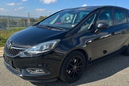 Opel Zafira 138.500 km 10.299 € Empfingen 72186