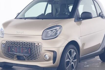 Smart ForTwo 9.400 km 17.320 € Neustadt a.d. Aisch 91413