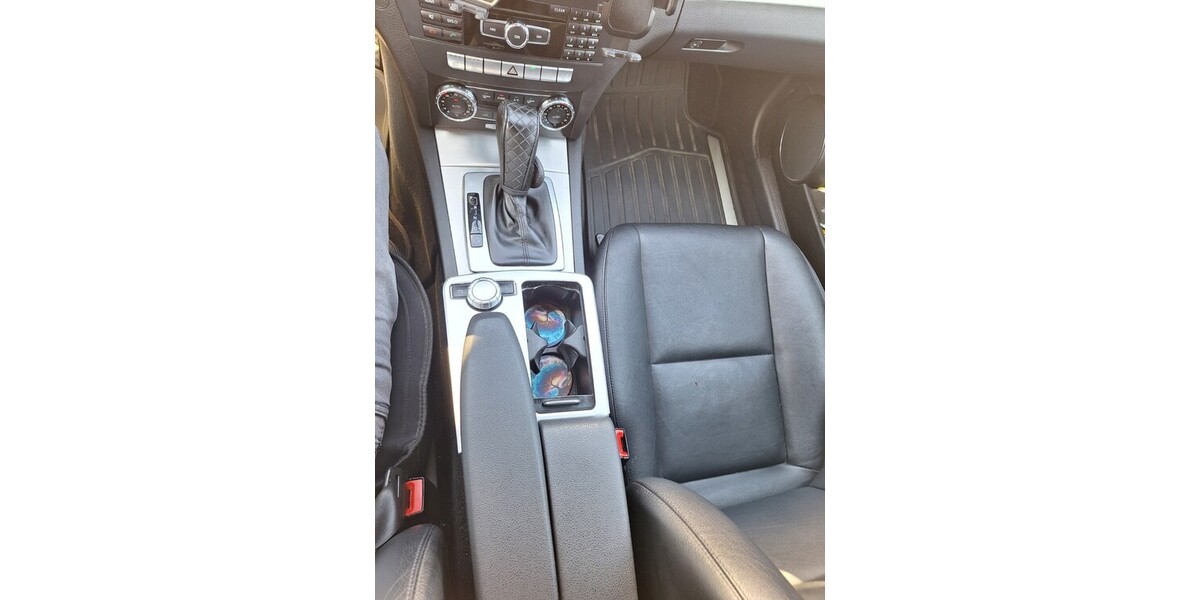 Mercedes-Benz C 250 284.000 km 5.800 &euro; Nürnberg 90403