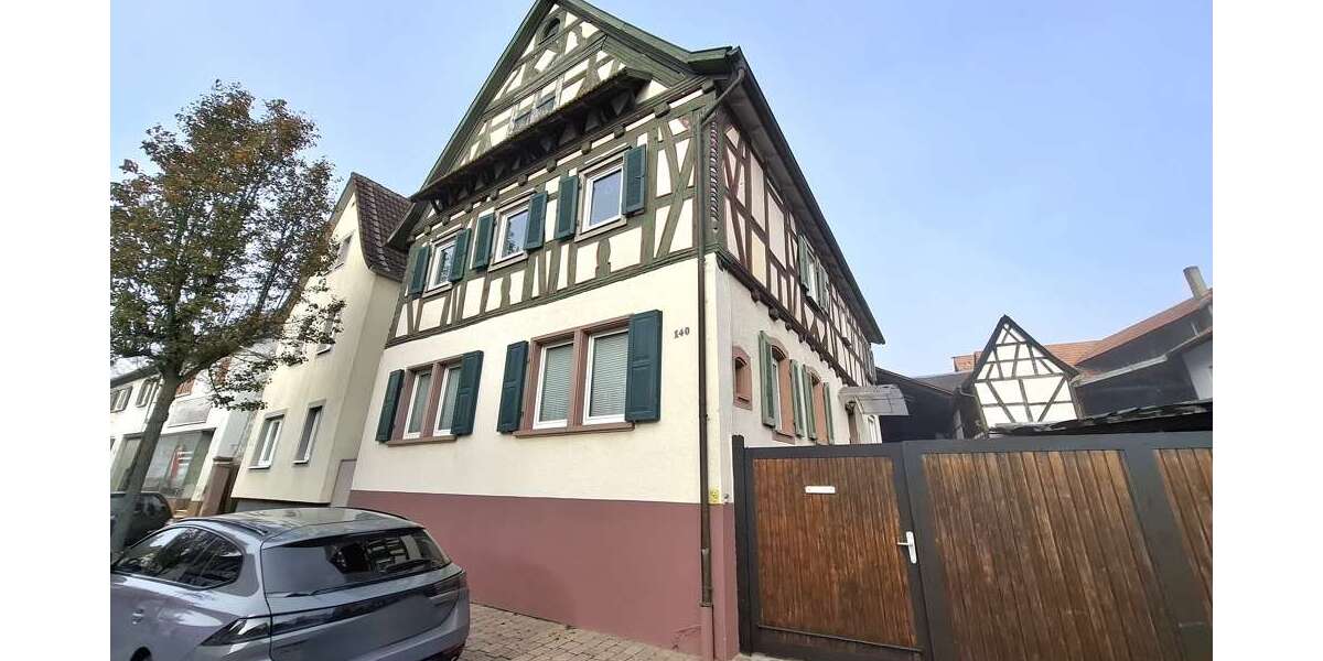 Haus zum Kaufen in Herxheim 299.000 € 222.7 m² 9 zimmer