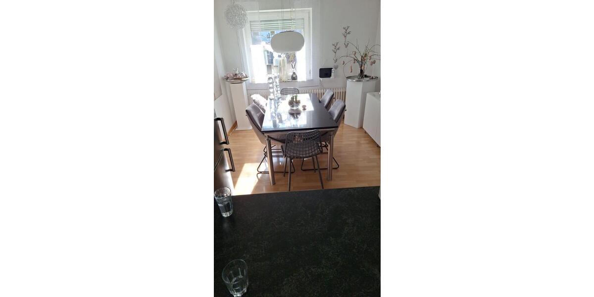 Einfamilienhaus Mittenaar - 6 Zimmer, 150 m&sup2;, 1.500&euro; | Angebot:24813384