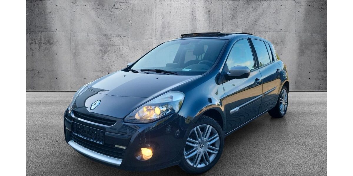 Renault Clio 156.000 km 4.400 &euro; Luckau 15926