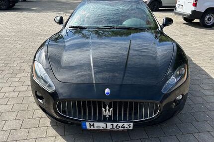 Maserati GranCabrio 36.136 km 47.900 € München 81549
