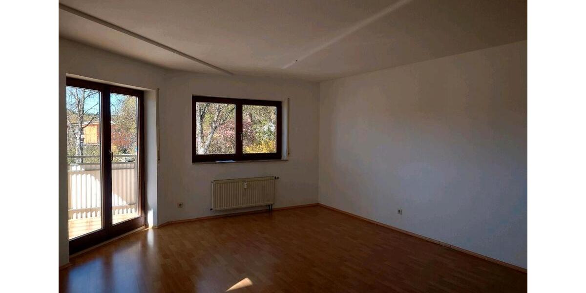 Erdgeschoßwohnung Straßberg - 3 Zimmer, 85 m&sup2;, 195.000&euro; | Angebot:26039823