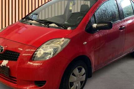 Toyota Yaris 158.545 km 2.980 &euro; Dresden/Weißig 01328