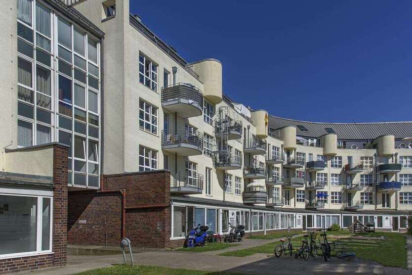 Wohnung zum Mieten in Bremen 682 € 89.81 m²