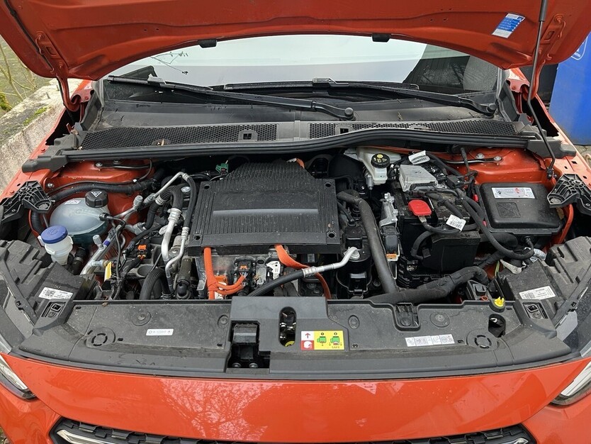 Corsa E