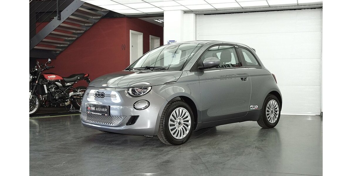 Fiat 500e Action Carplay Android Sitzheizung 38.100 km 12.580 &euro; Lich 35423