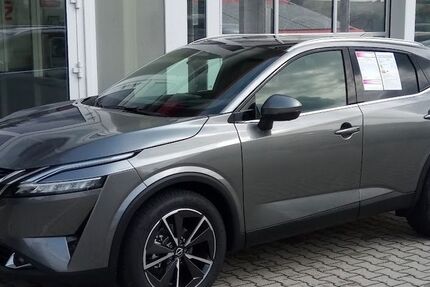 Nissan Qashqai 12.000 km 32.490 &euro; Waging 83329