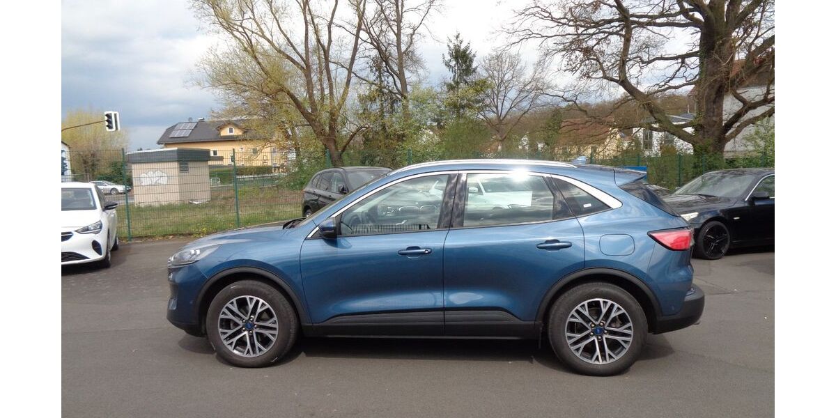 Ford Kuga 98.800 km 18.490 &euro; Linden/Giessen 35440