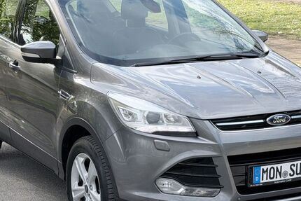 Ford Kuga 148.925 km 8.810 &euro; Alsdorf 52477