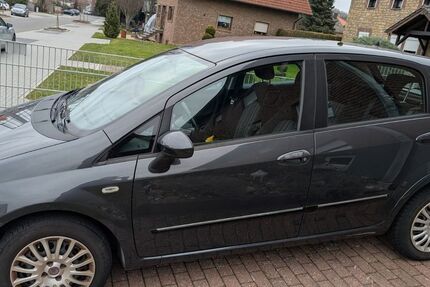 Fiat Punto 87.000 km 2.950 &euro; Nideggen 52385