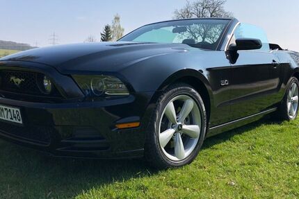 Ford Mustang 153.000 km 21.500 &euro; Gärtringen 71116