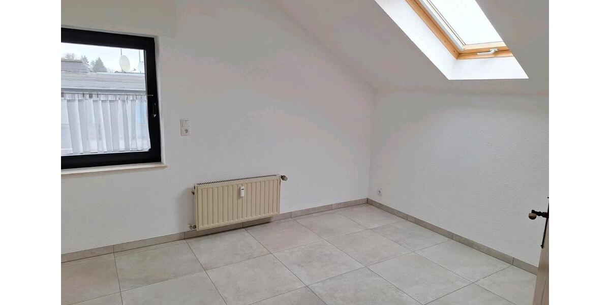 Dachgeschoßwohnung Polch - 2 Zimmer, 80 m&sup2;, 600&euro; | Angebot:25164495