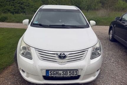 Toyota Avensis 273.000 km 4.999 &euro; Allstedt 06542
