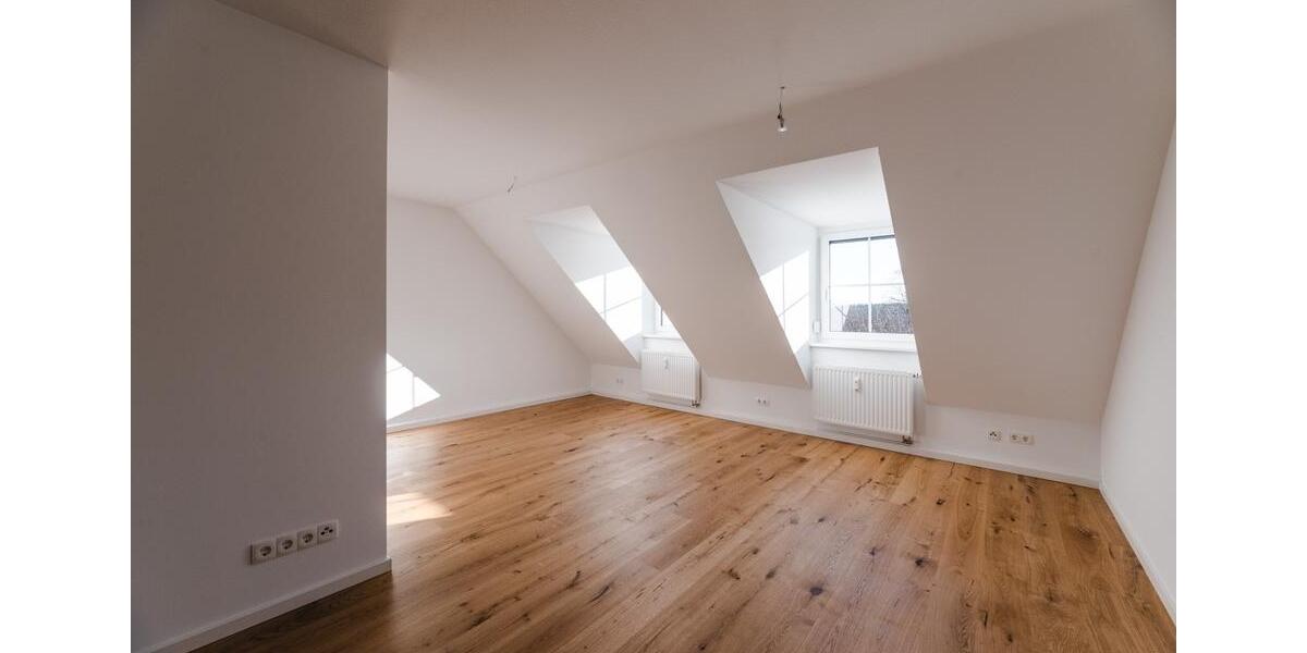 Dachgeschoßwohnung Bayreuth Meyernberg - 3 Zimmer, 69 m&sup2;, 229.000&euro; | Angebot:26834920