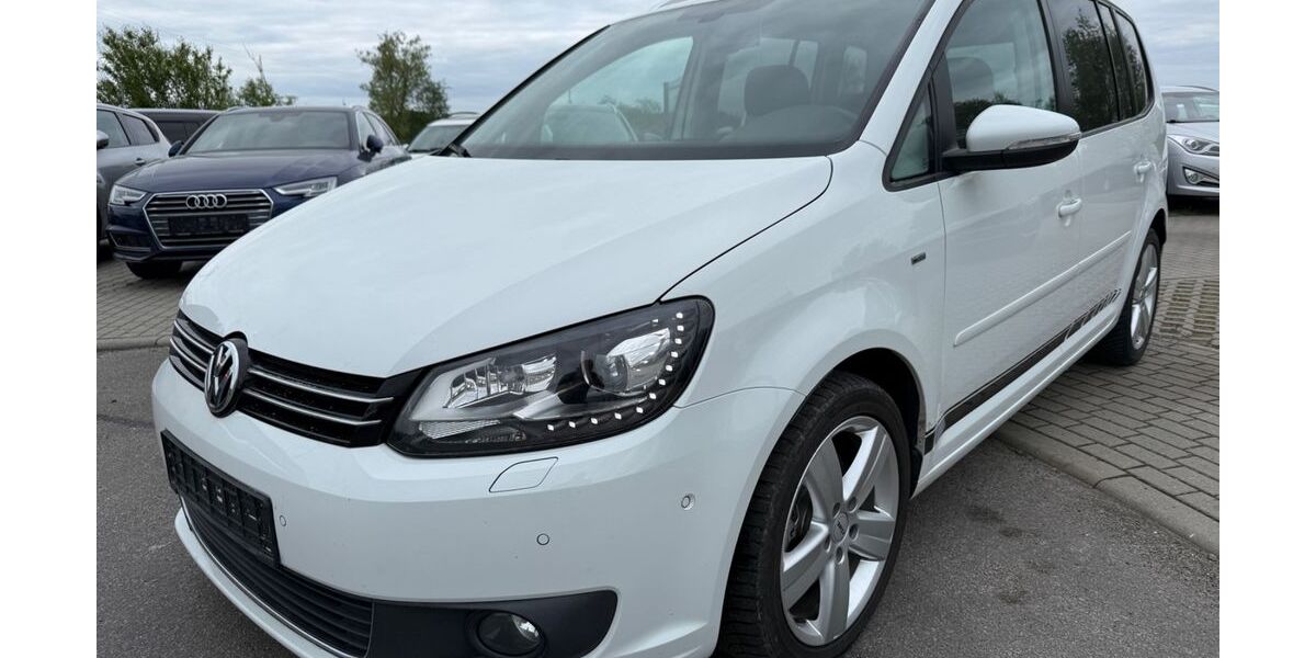 VW Touran 224.000 km 7.500 &euro; Wildau 15745