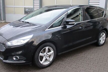 Ford S-Max 116.200 km 15.990 &euro; Grünberg 35305