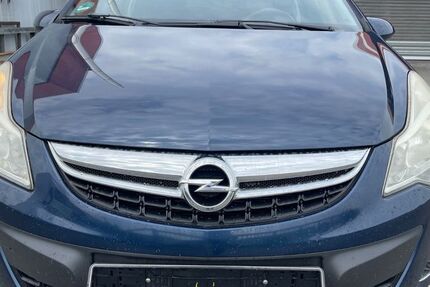 Opel Corsa 124.604 km 2.899 &euro; Hannover 30629