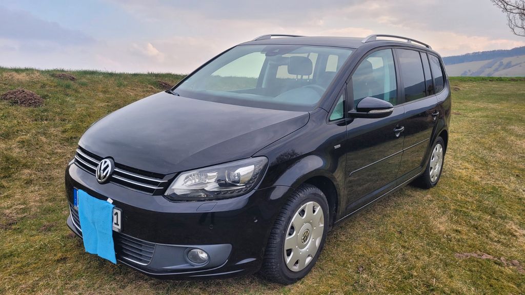 VW Touran 122.443 km 10.200 &euro; Dieterode 37318