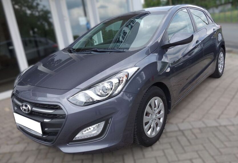 i30
