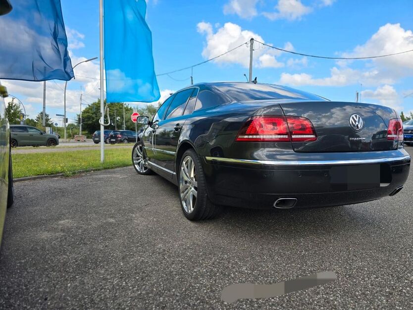 VW Phaeton 142.500 km 14.500 € Hamburg 21075
